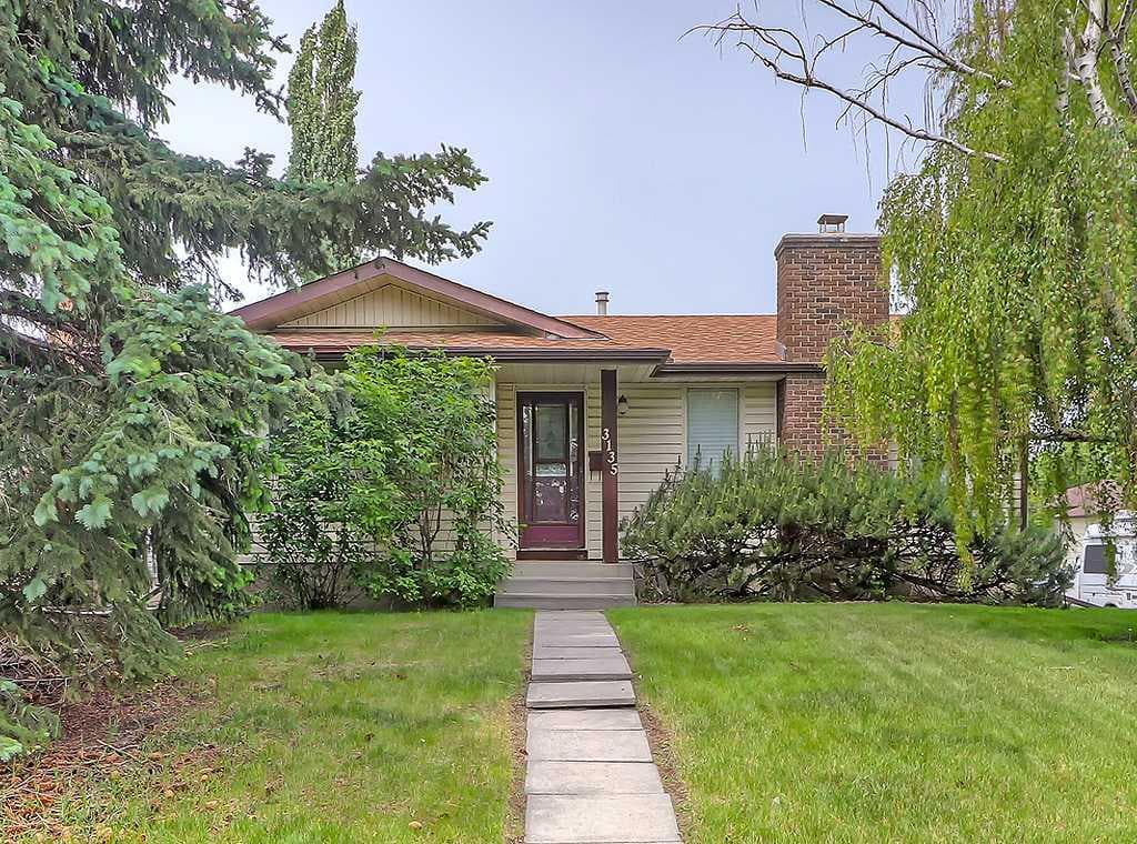 3135 60 Street NE — photo 1
