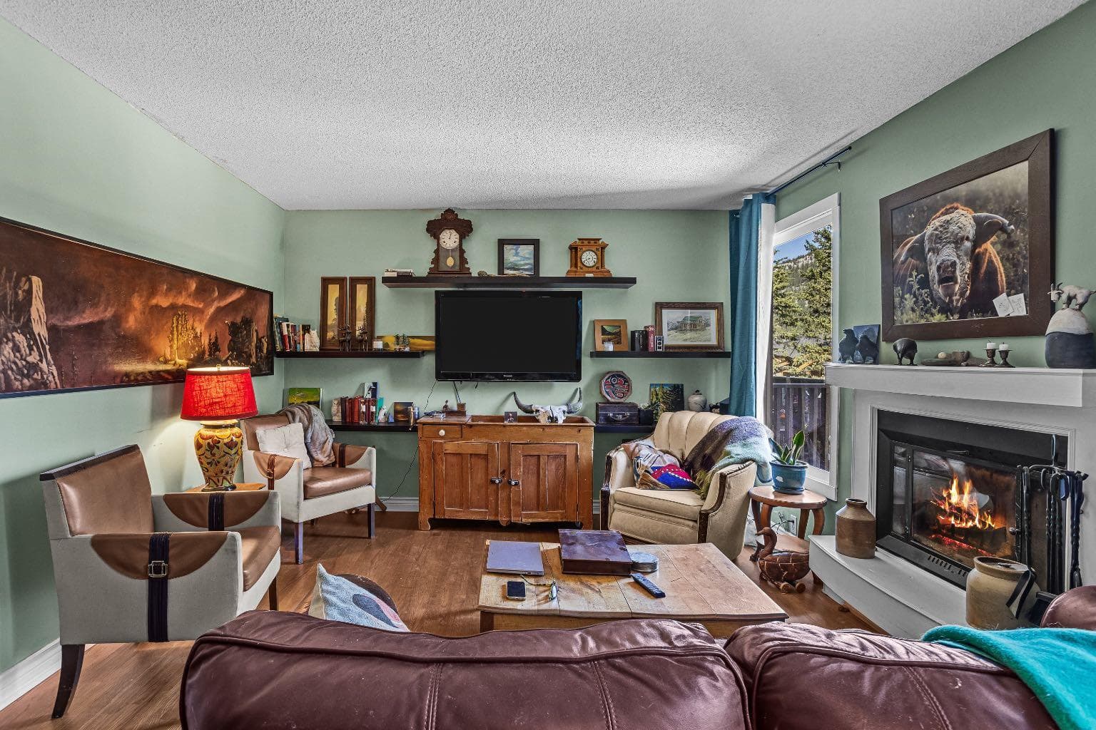 246 Kluane Drive — photo 3