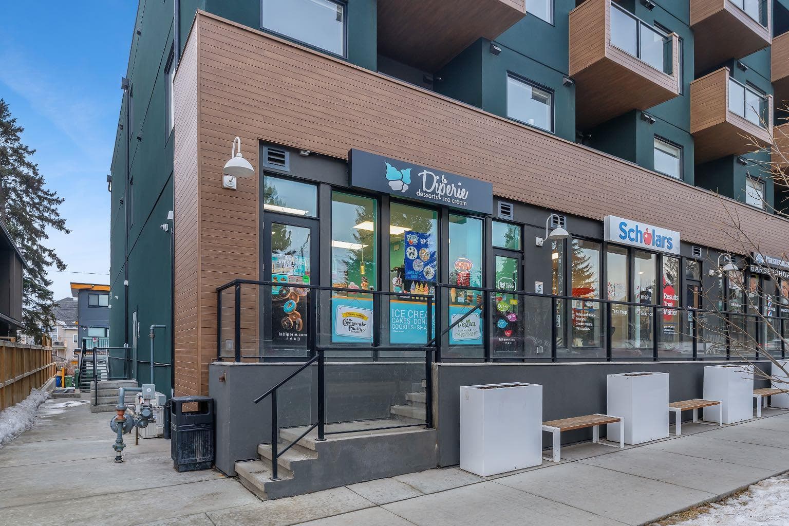 1829 33 Avenue SW — photo 3