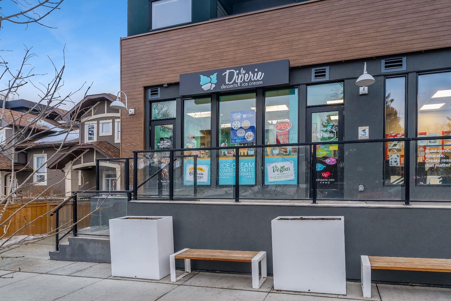 1829 33 Avenue SW — photo 4