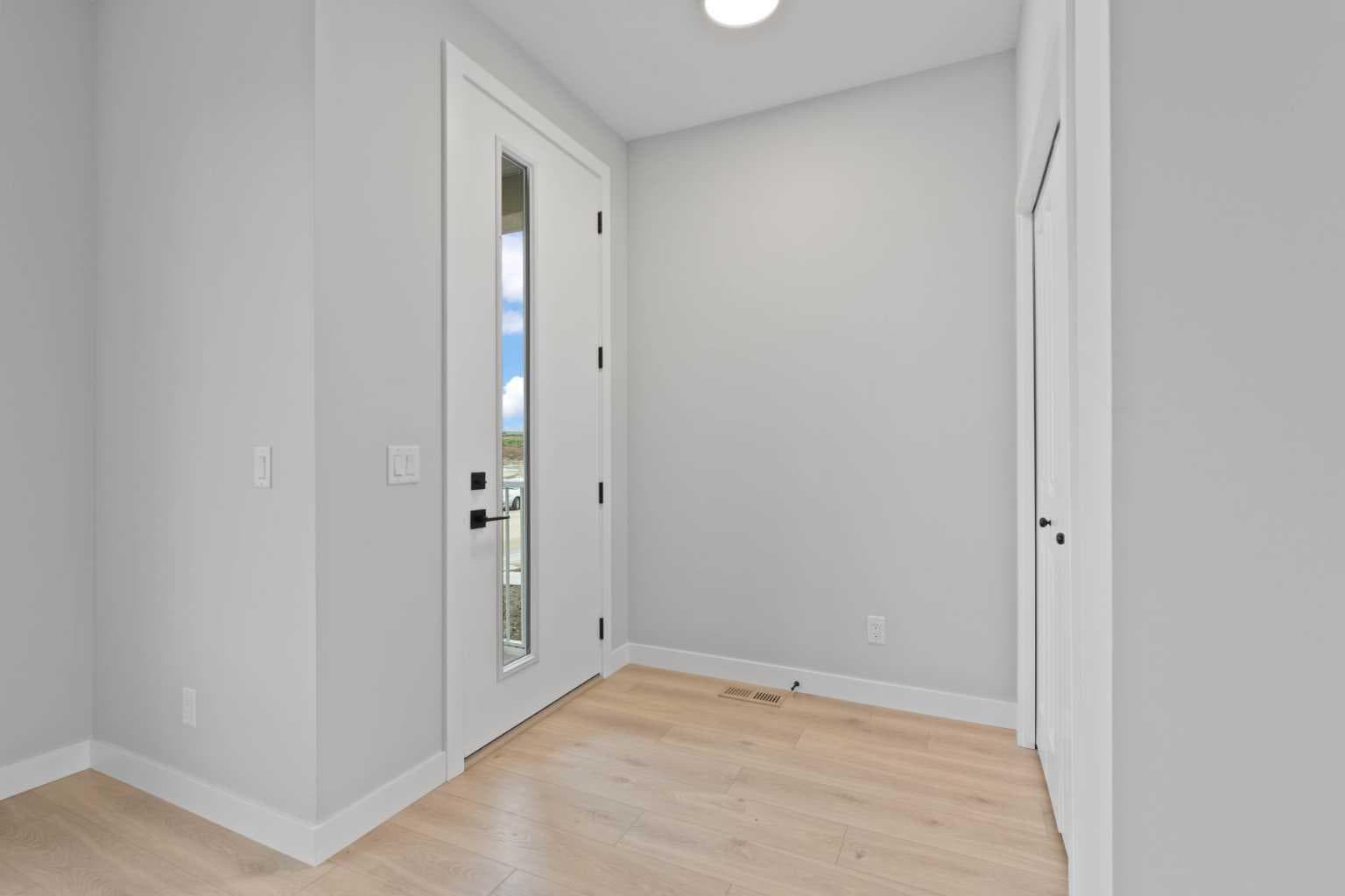 343 Belvedere Drive SE — photo 3