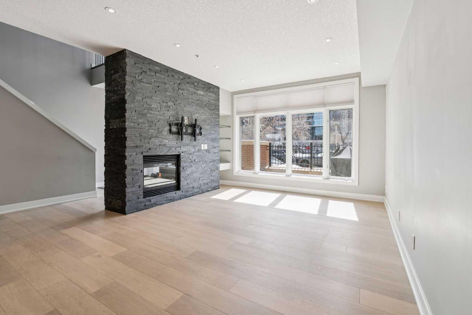 103, 660 Eau Claire Avenue SW — photo 4