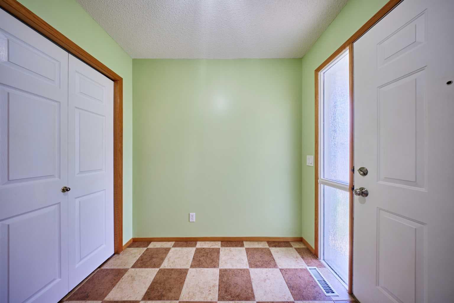 9683 Hidden Valley Drive NW — photo 3