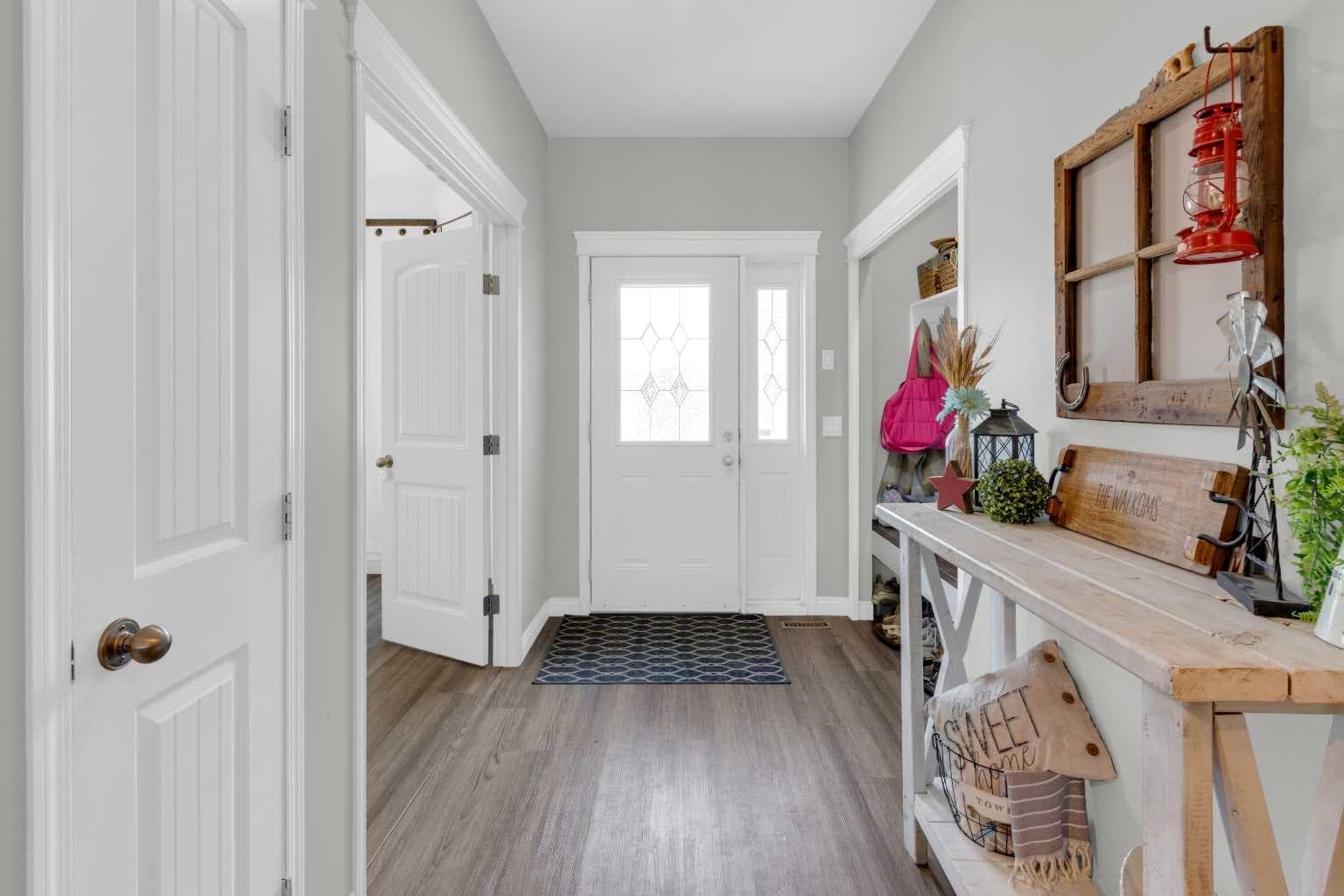 136 Allen Crescent — photo 3