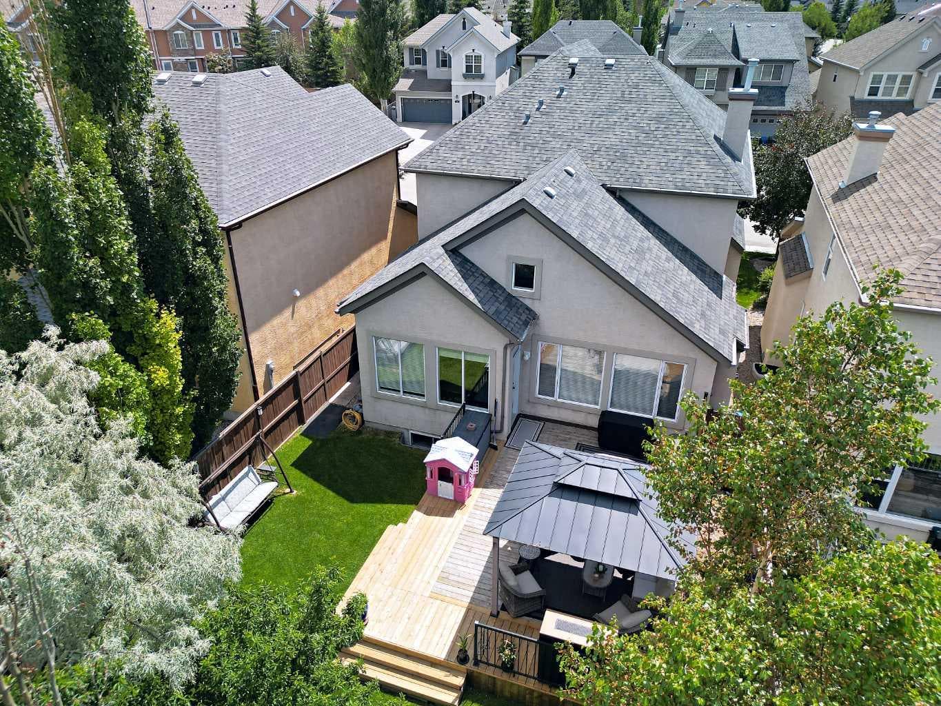 161 Cranleigh Bay SE — photo 4
