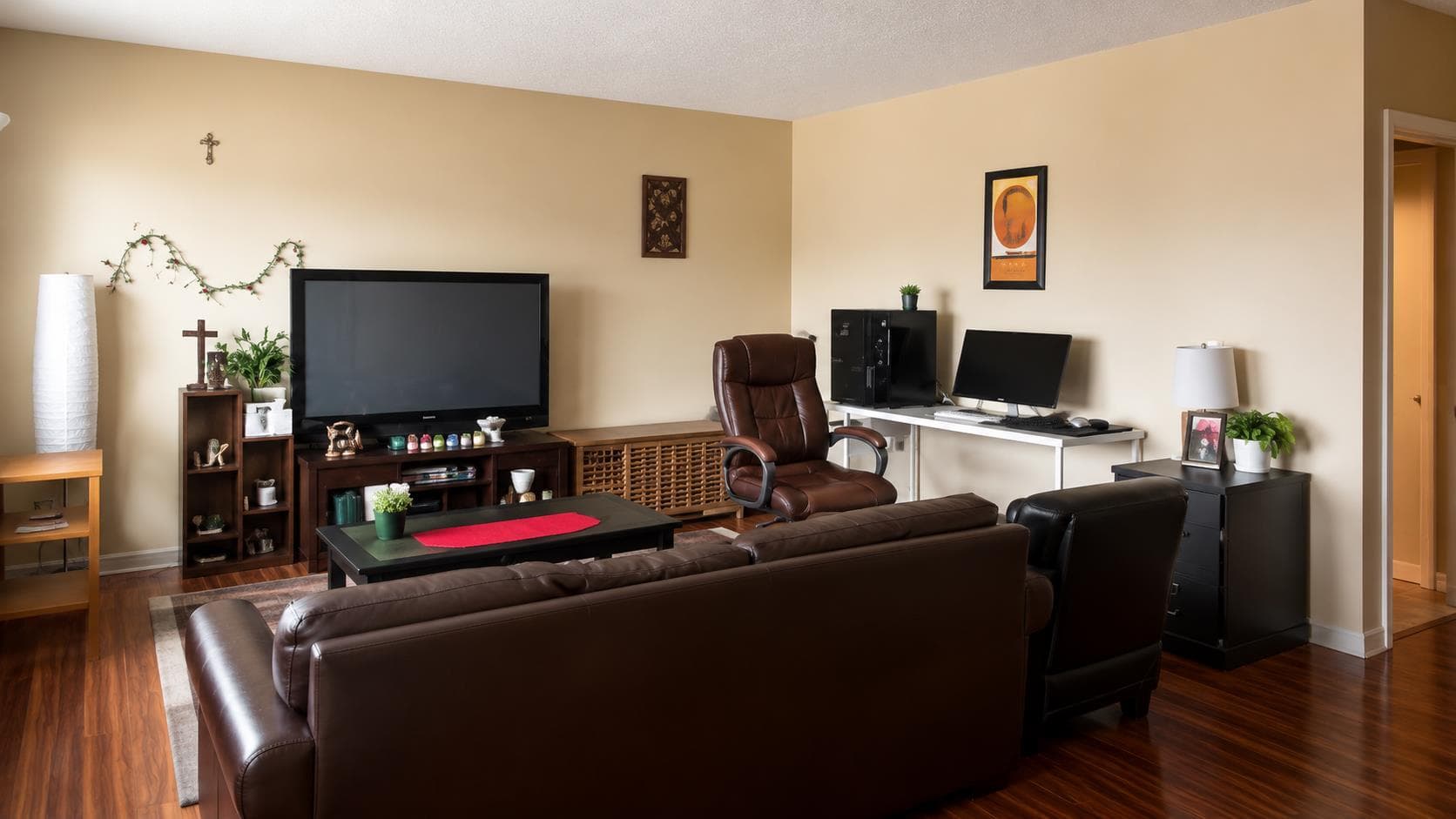 83 Lakeway Boulevard — photo 3