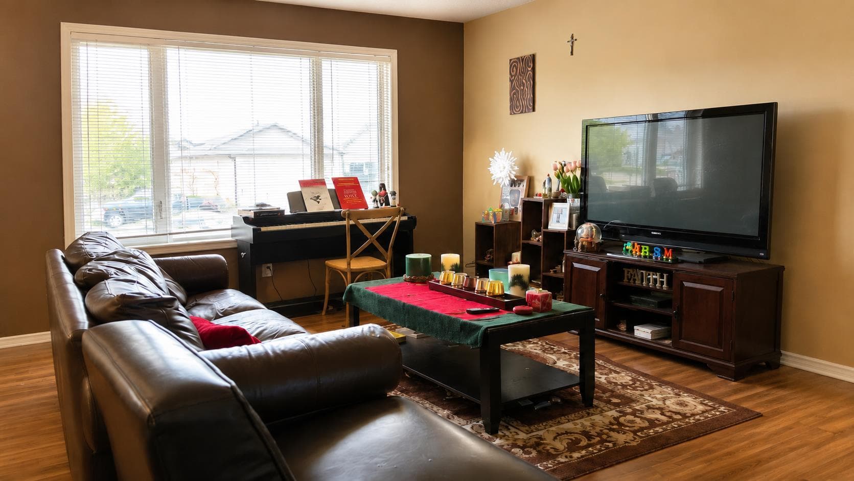 83 Lakeway Boulevard — photo 4