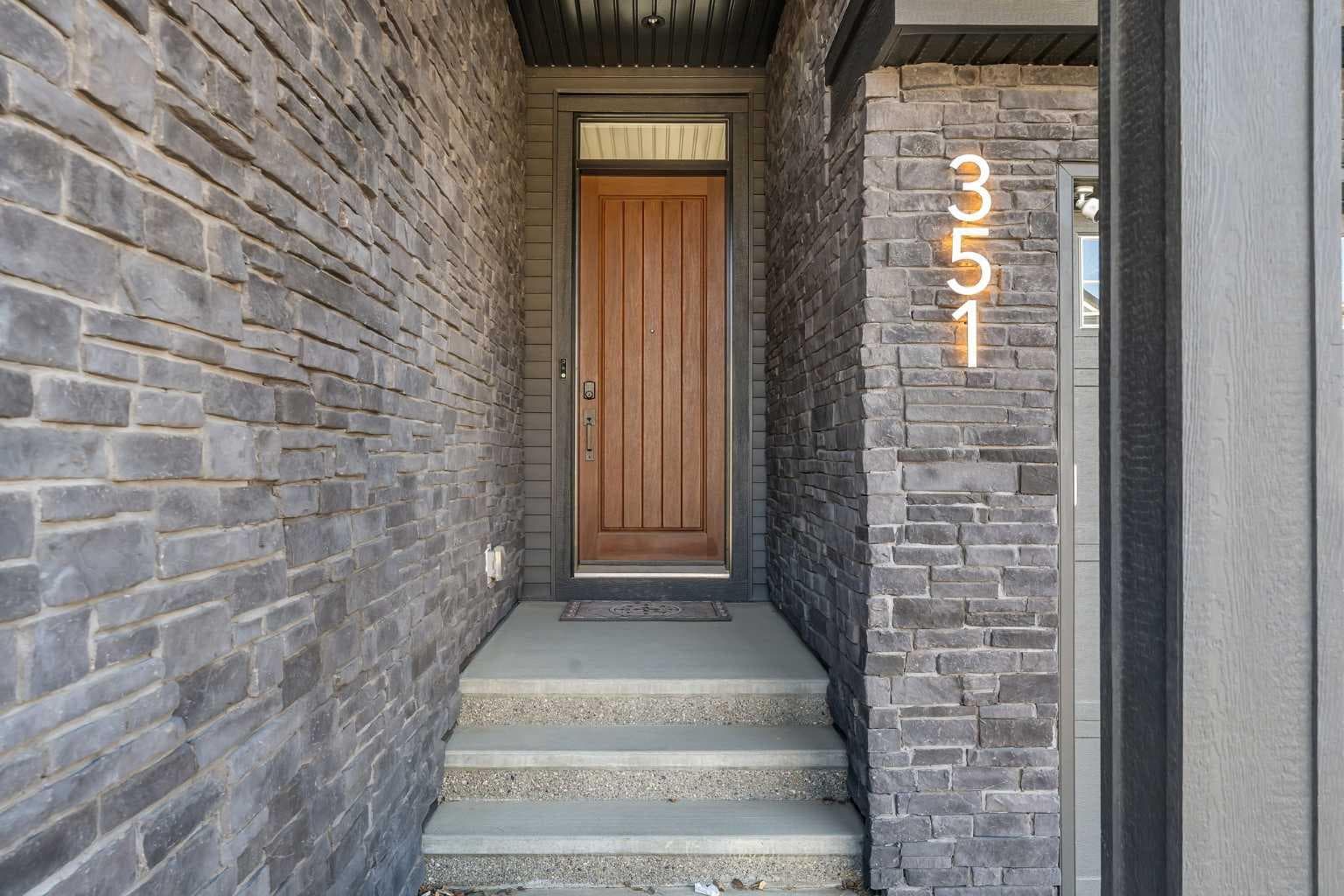 351 Lucas Way NW — photo 4