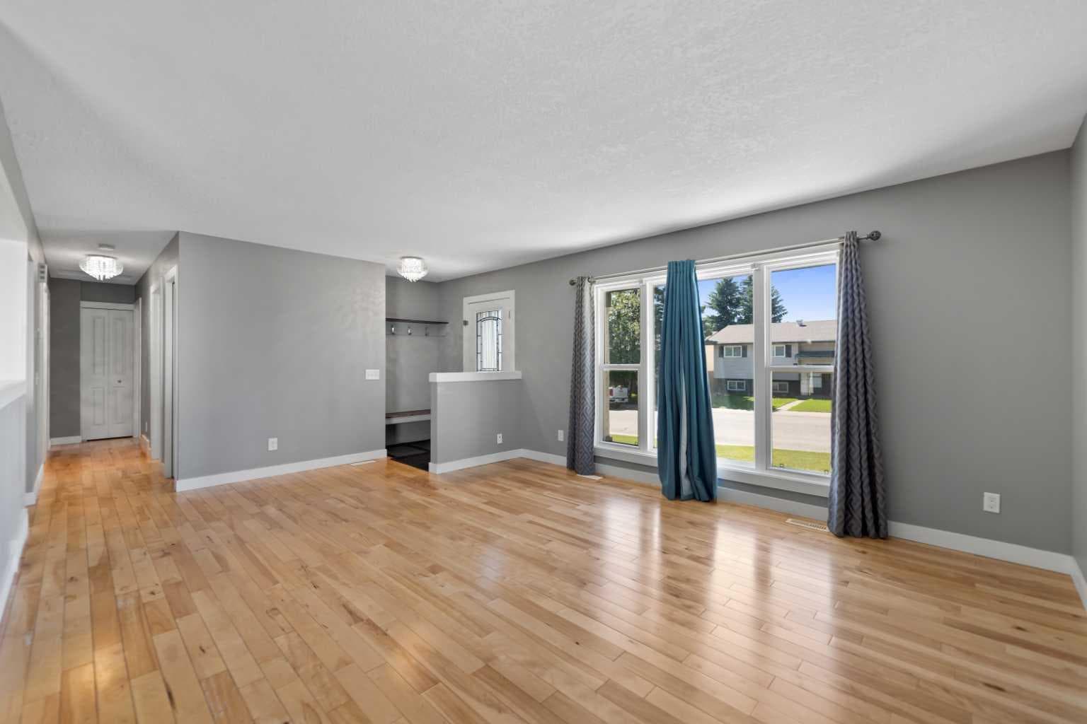 136 Maitland Drive NE — photo 5