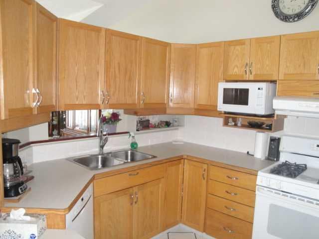 94 Heritage Lane W — photo 4