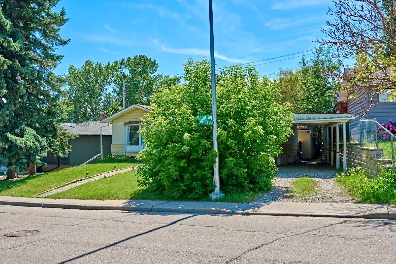 627 94 Avenue SW — photo 3