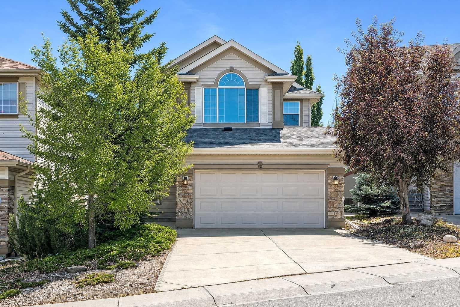112 Panamount Rise NW — photo 1