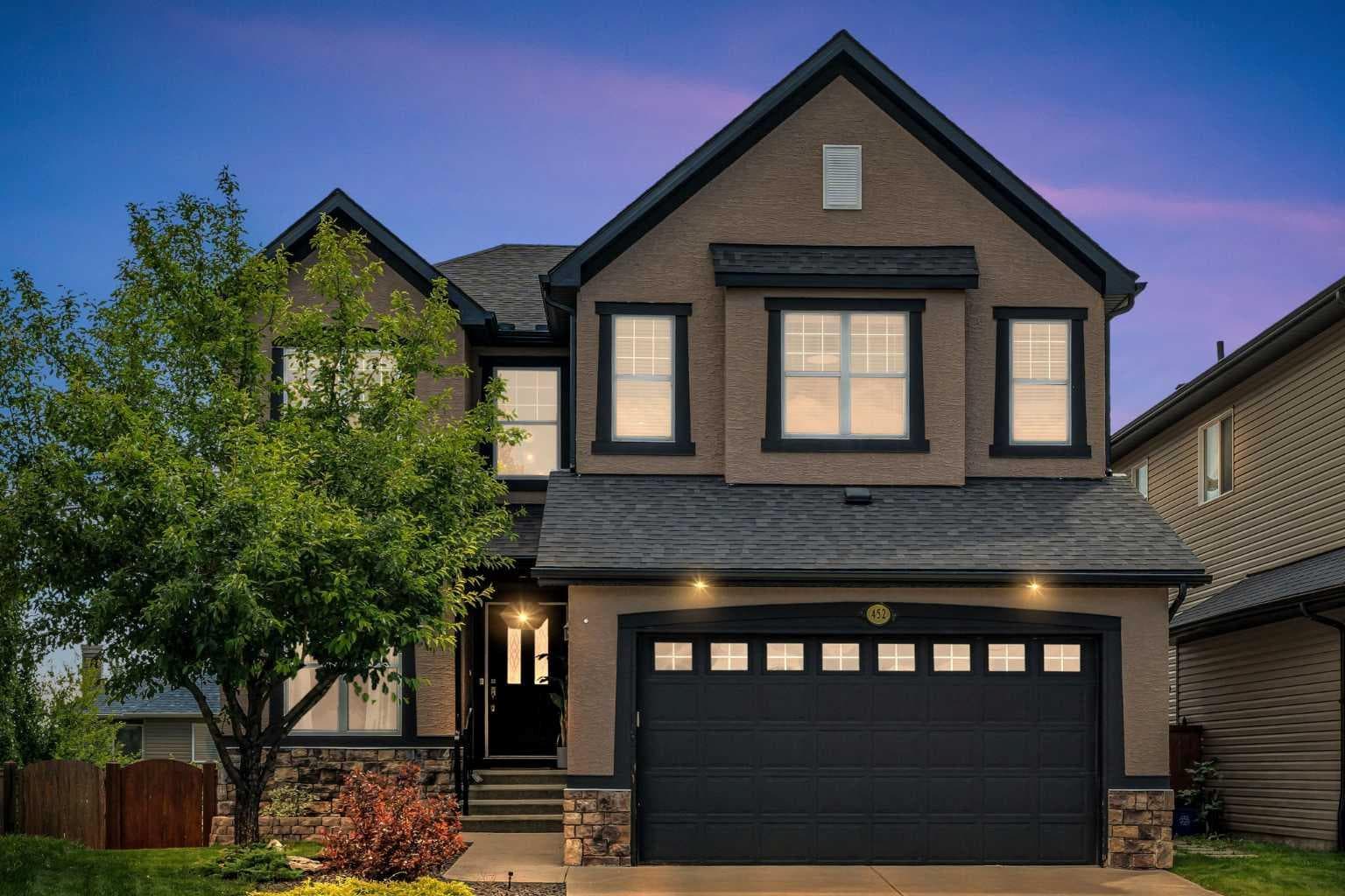 452 Evergreen Circle SW — photo 1