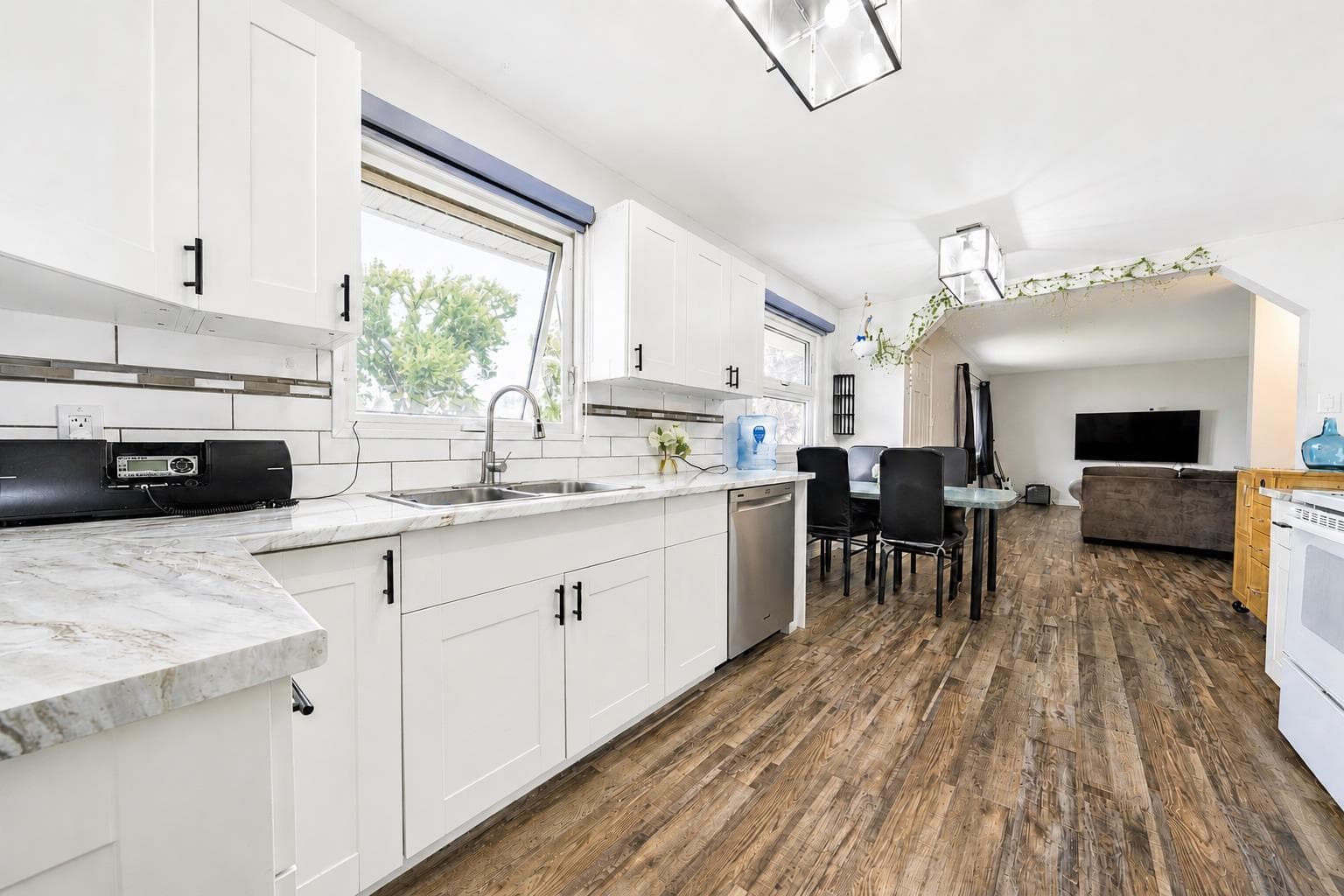 131 Mitchell Crescent NW — photo 5