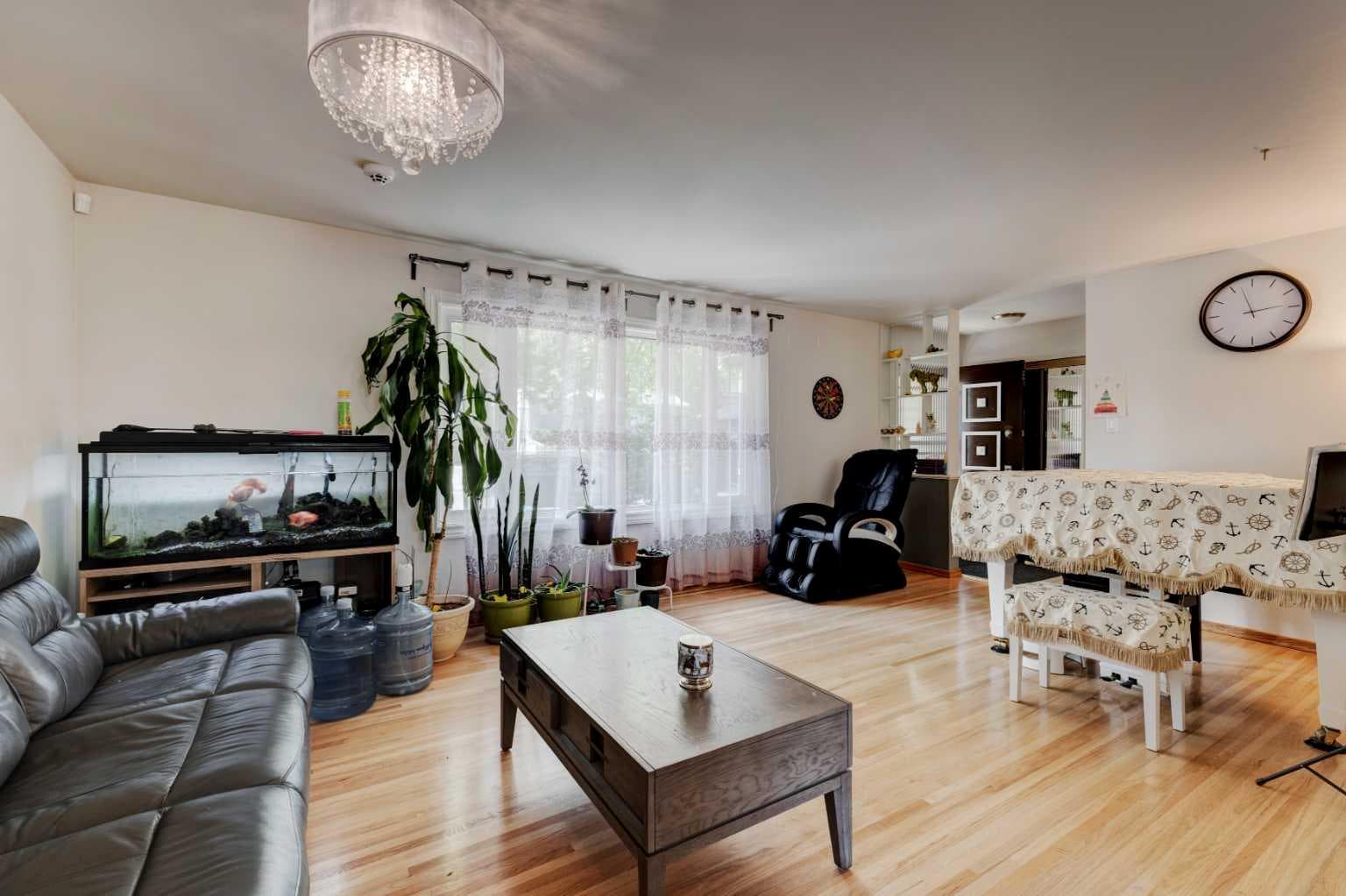212 Hendon Drive NW — photo 4