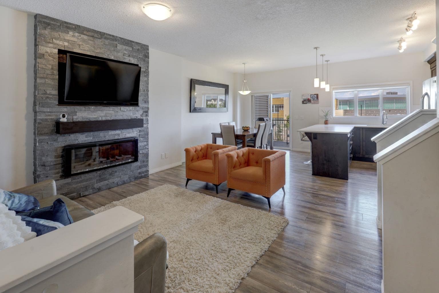 673 Hillcrest Road SW — photo 2