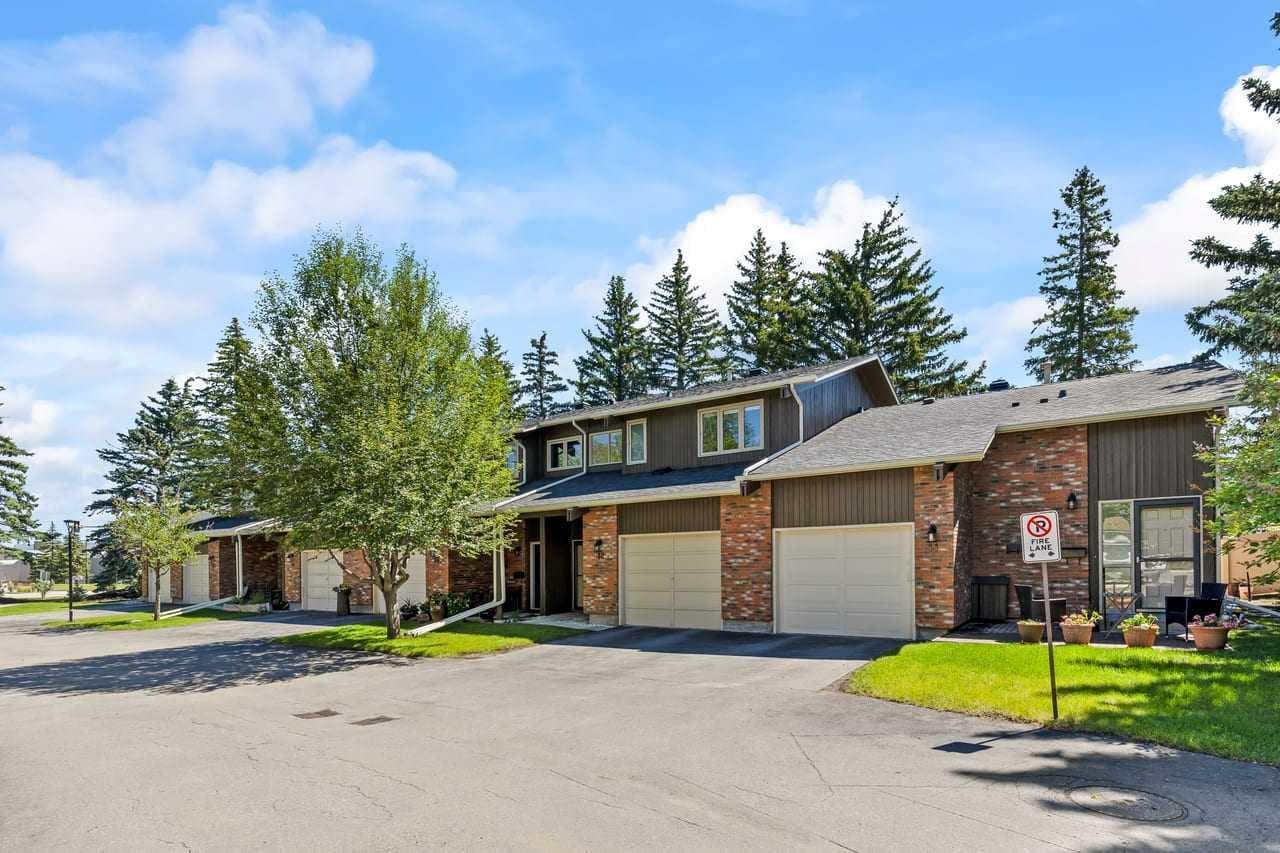 12, 10001 Brookpark Boulevard SW — photo 2