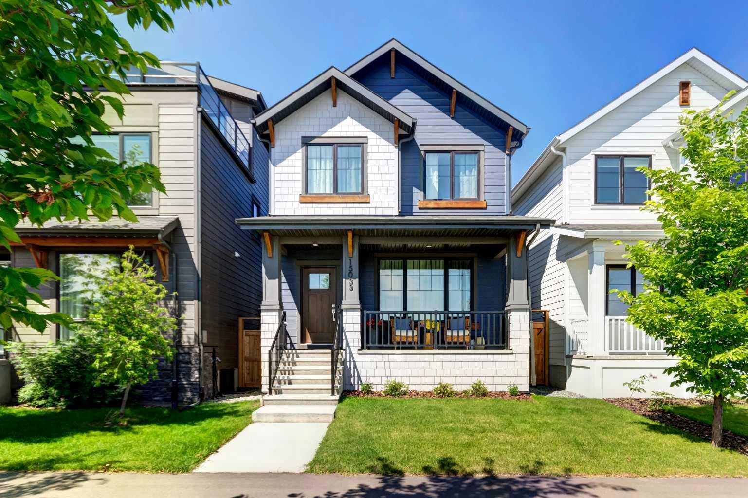 15033 37 Street SW — photo 1