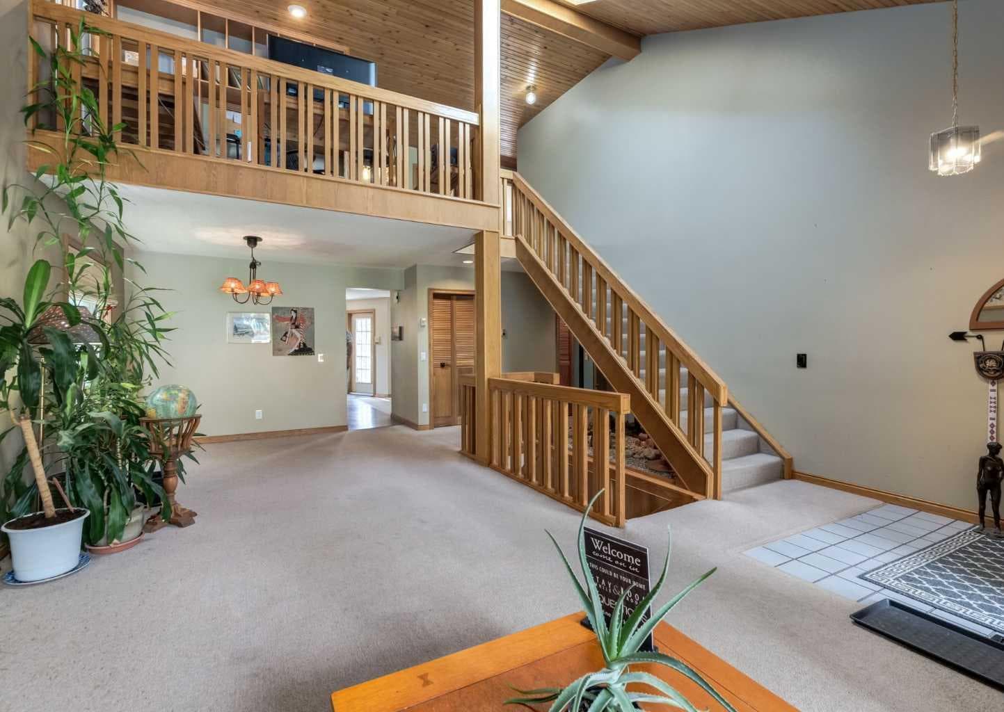 224 Edgedale Drive NW — photo 4