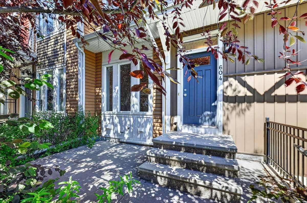 604 Auburn Bay Square SE — photo 2