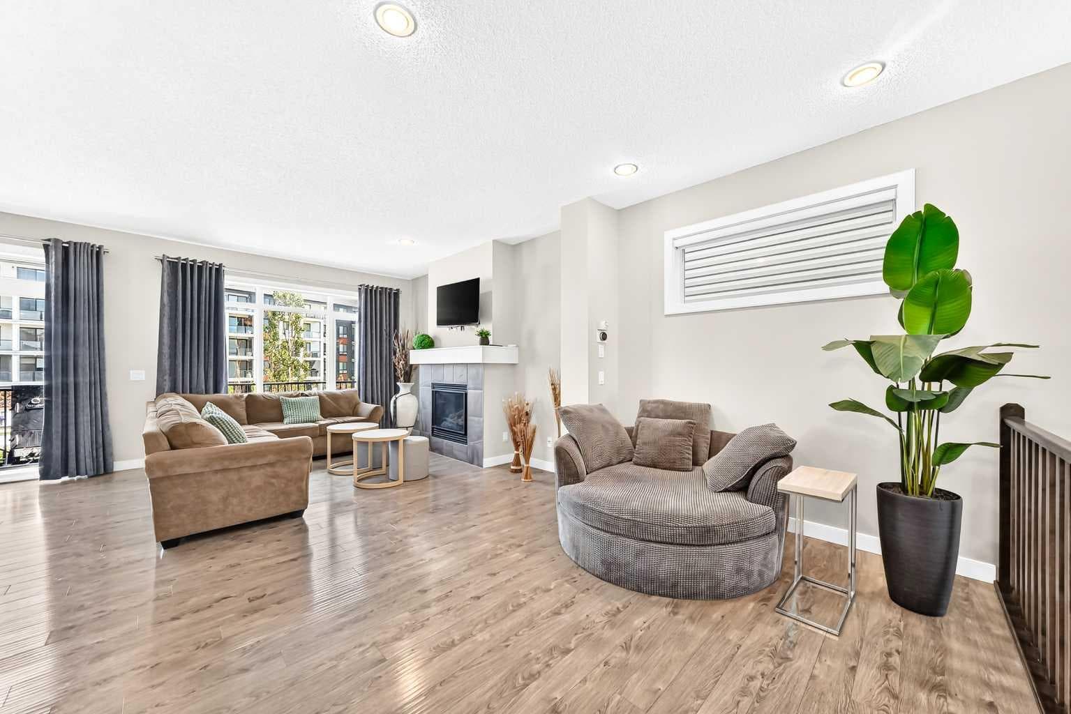 47 SAGE BLUFF Mews NW — photo 3