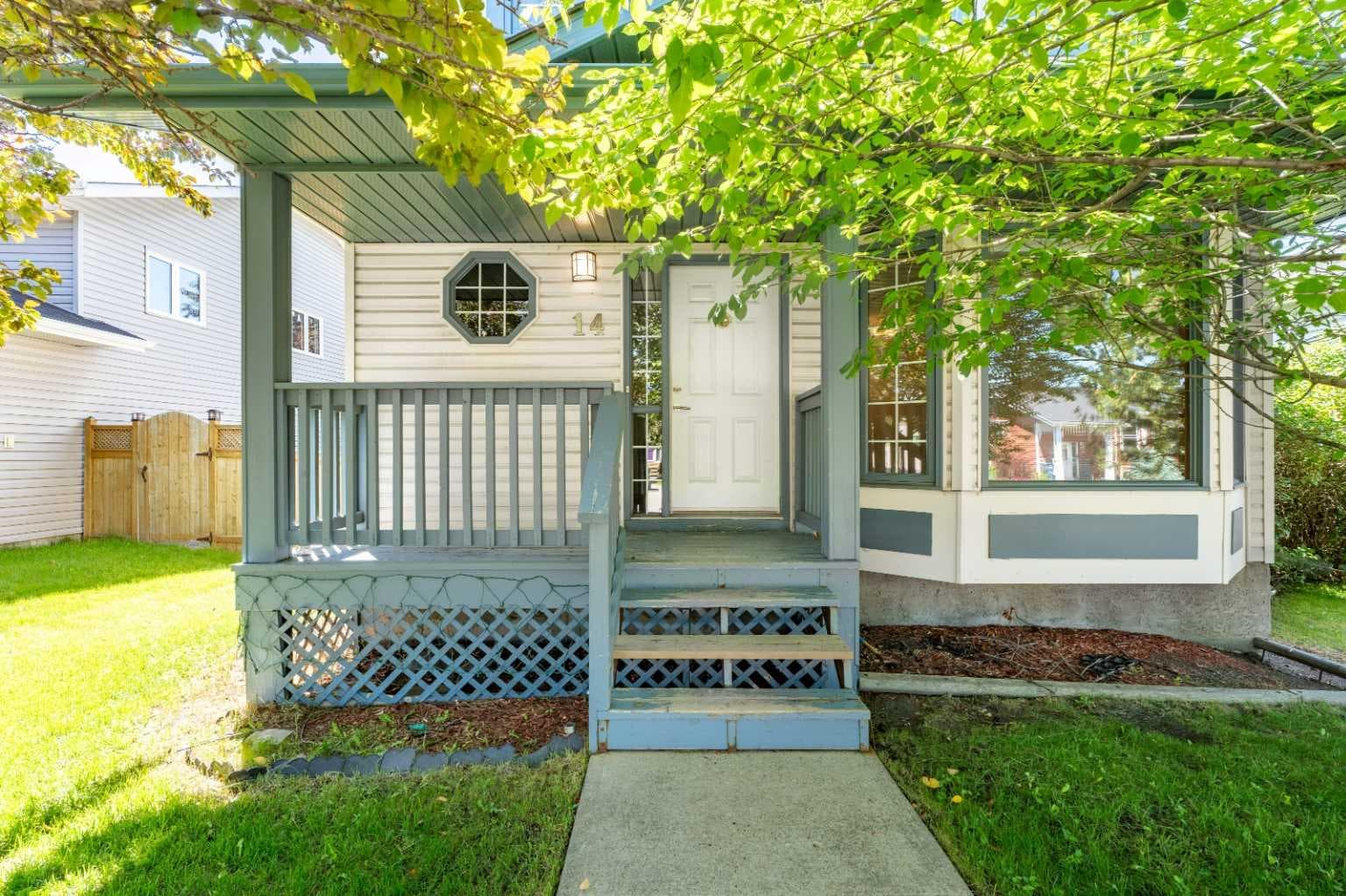 14 Easterbrook Place SE — photo 3