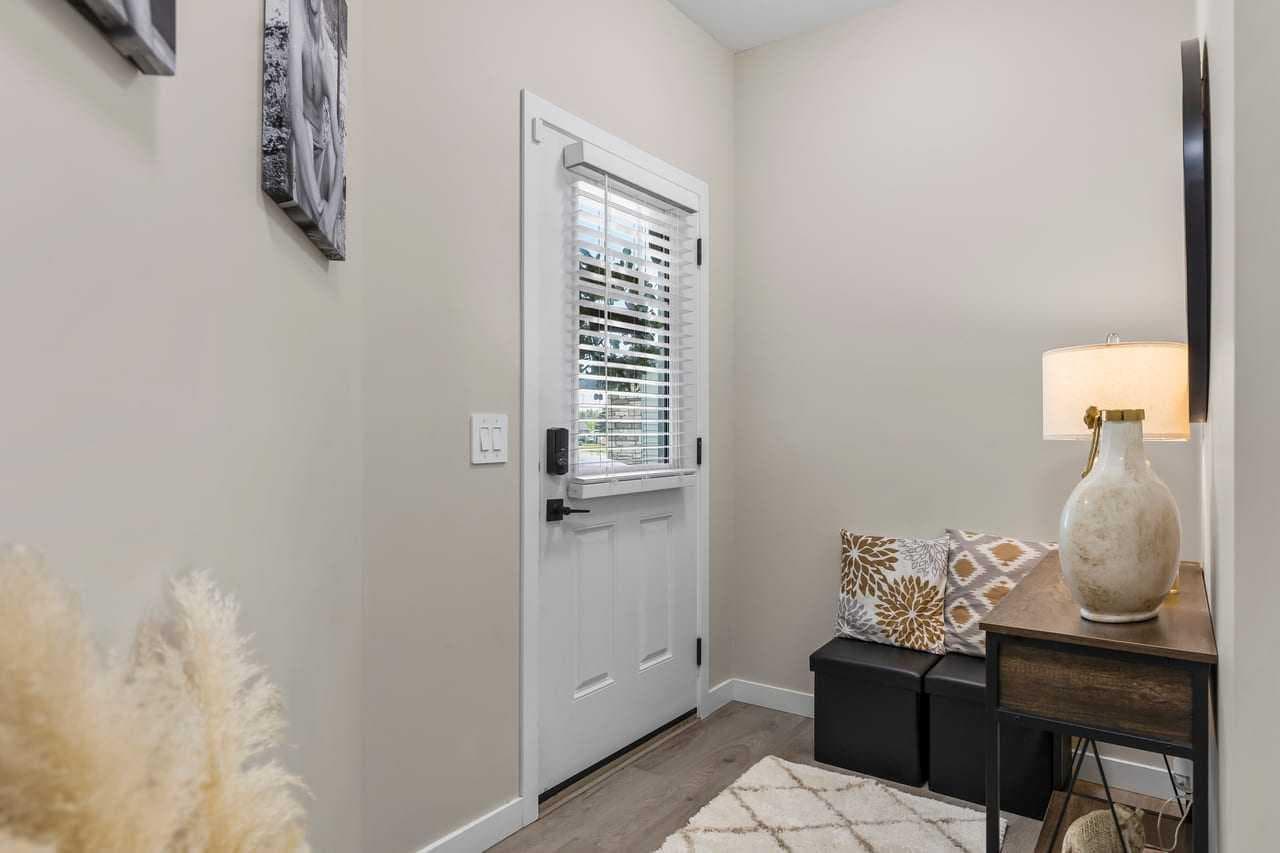 210 Knight Avenue — photo 2
