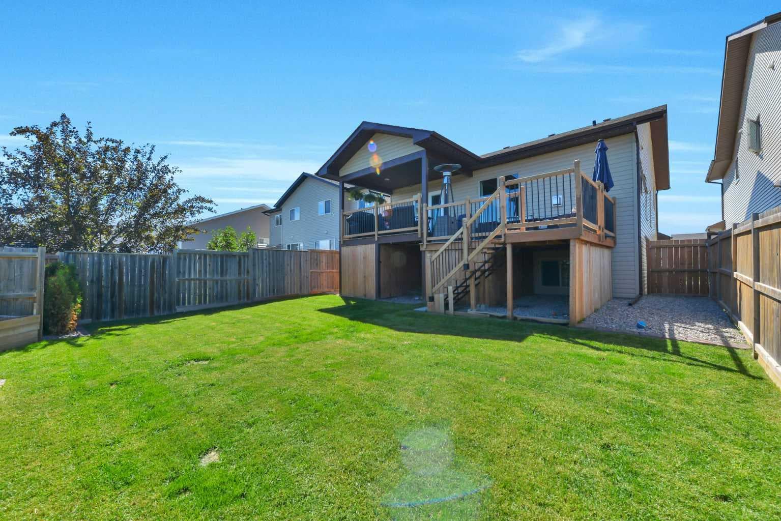 74 Turner Crescent — photo 4