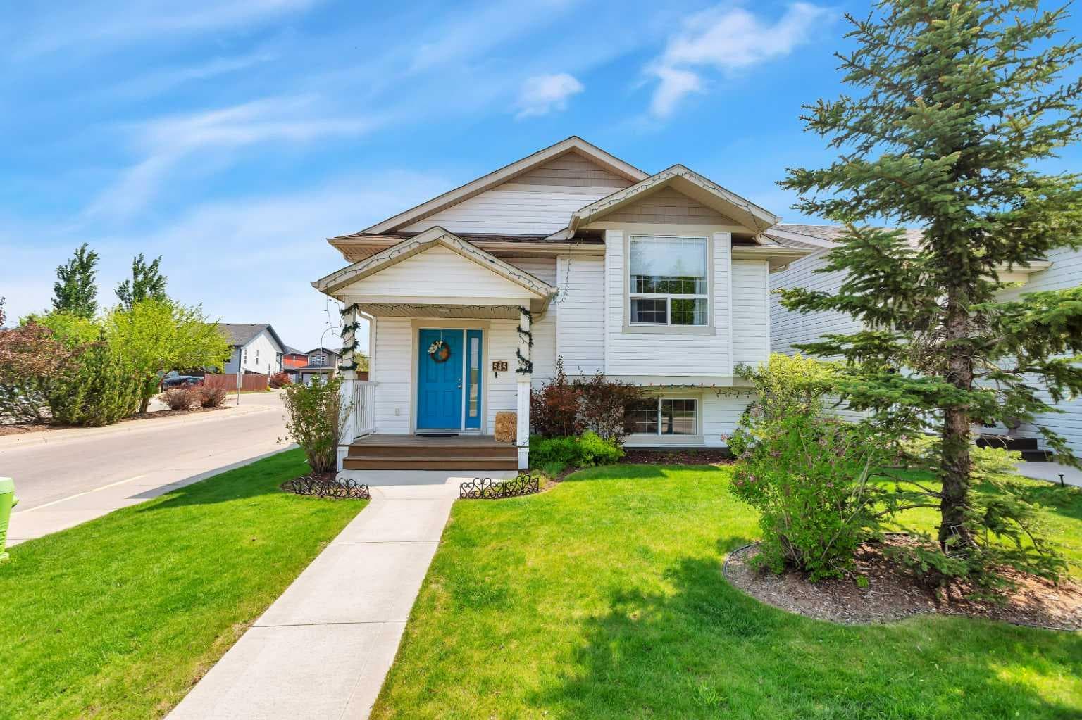 545 Lancaster Drive — photo 1
