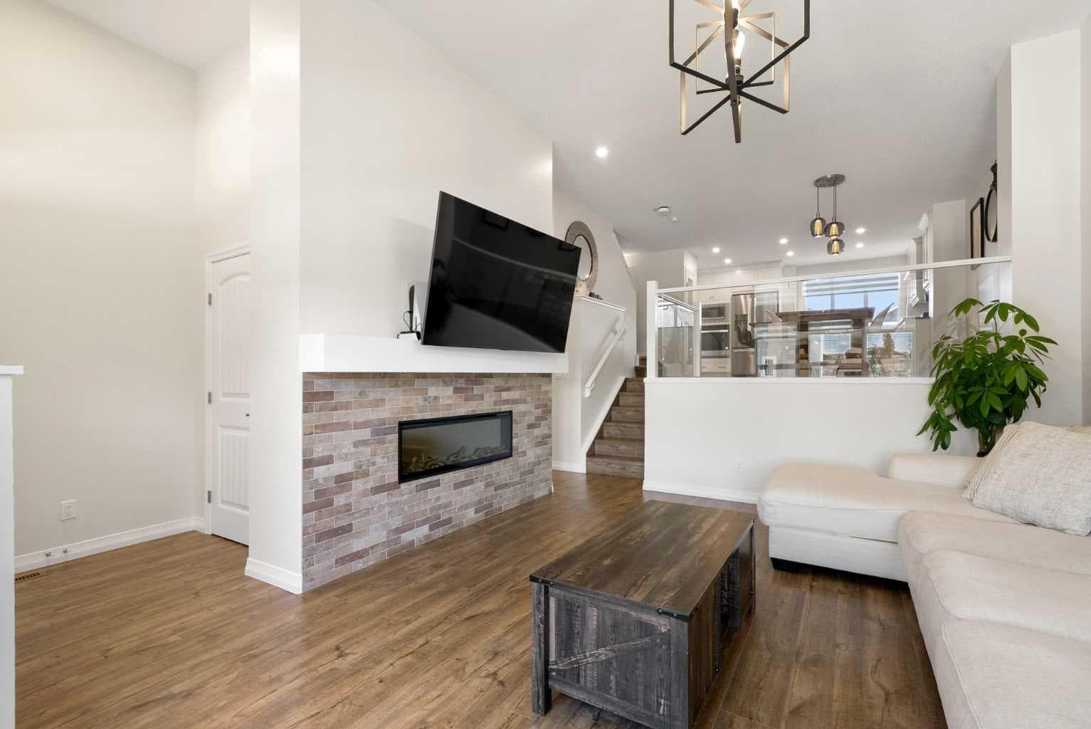 31 Magnolia Grove SE — photo 2