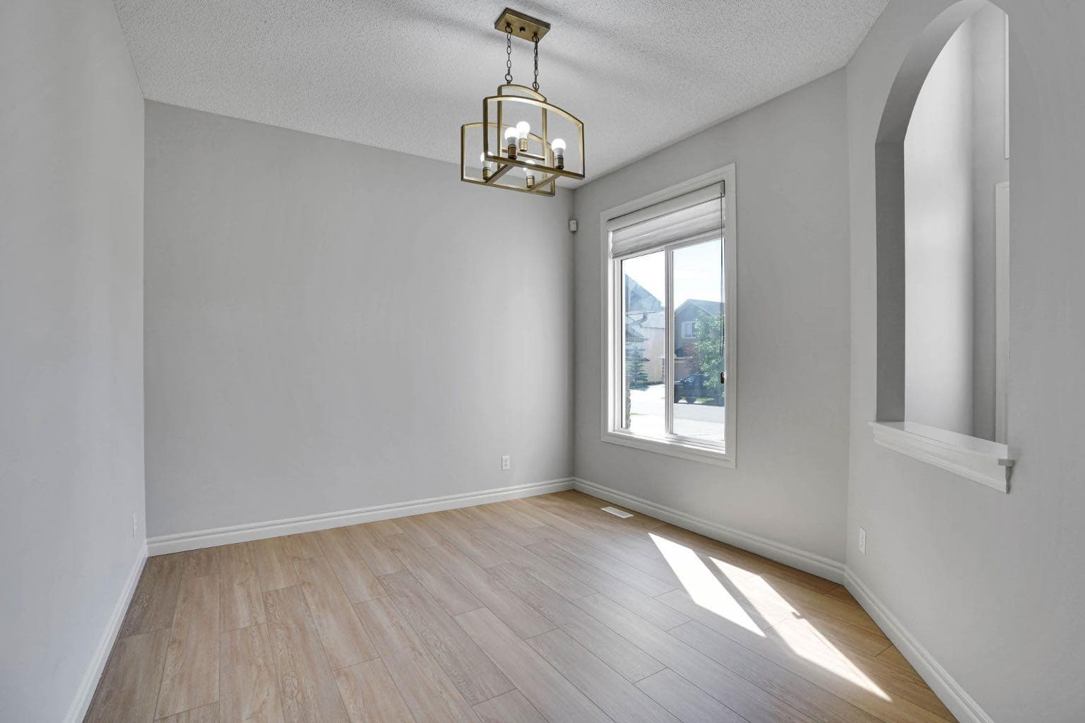 117 Hawkmere Place — photo 5