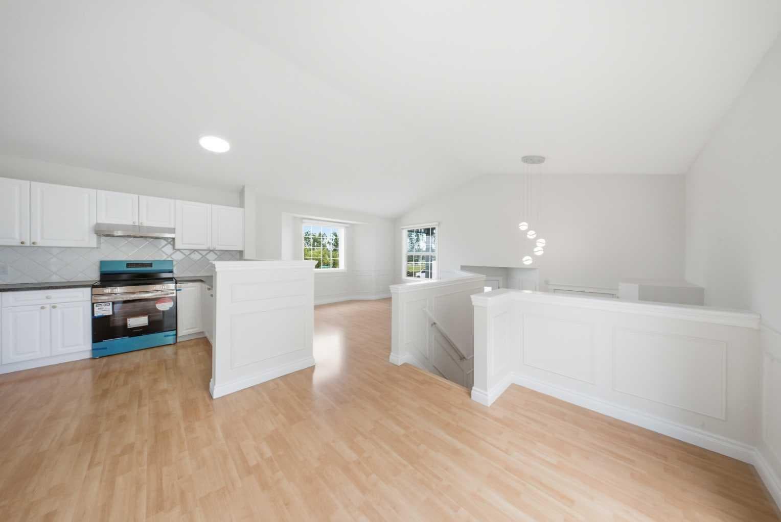 33 MARTIN CROSSING Green NE — photo 5