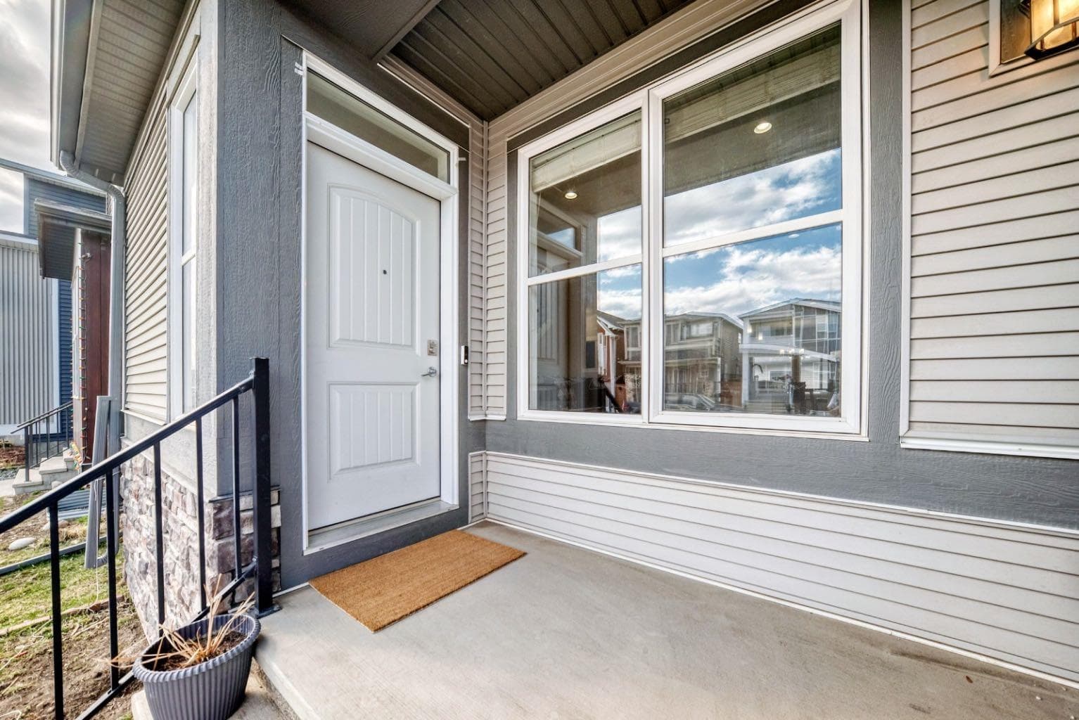 140 Howse Avenue NE — photo 4