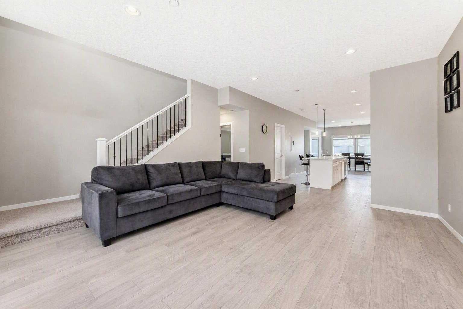 140 Howse Avenue NE — photo 5