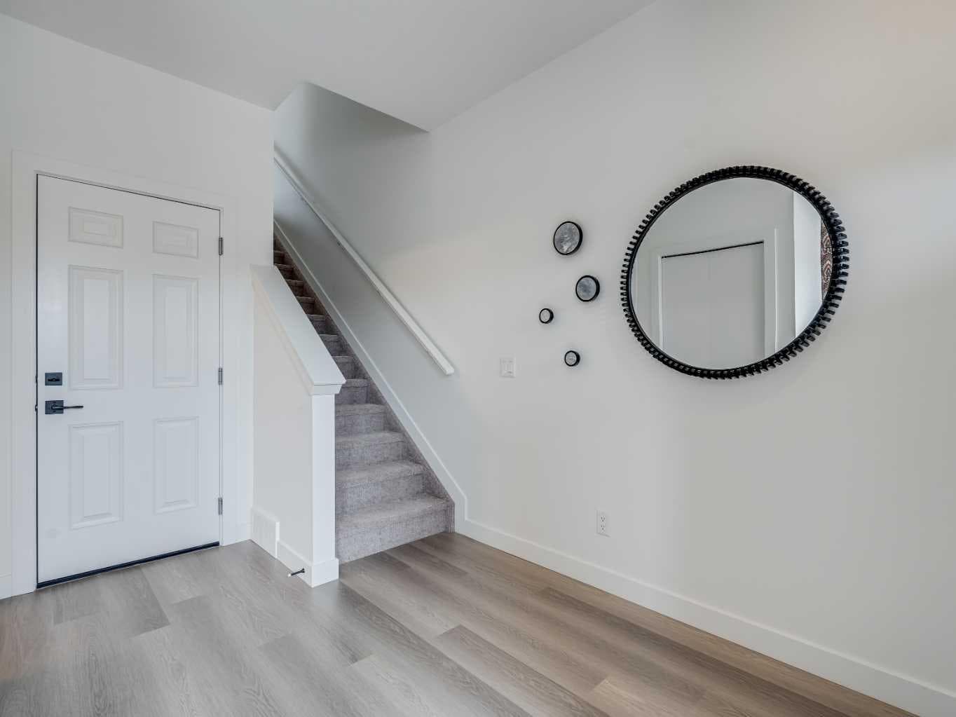 6106, 200 Southridge Drive — photo 3