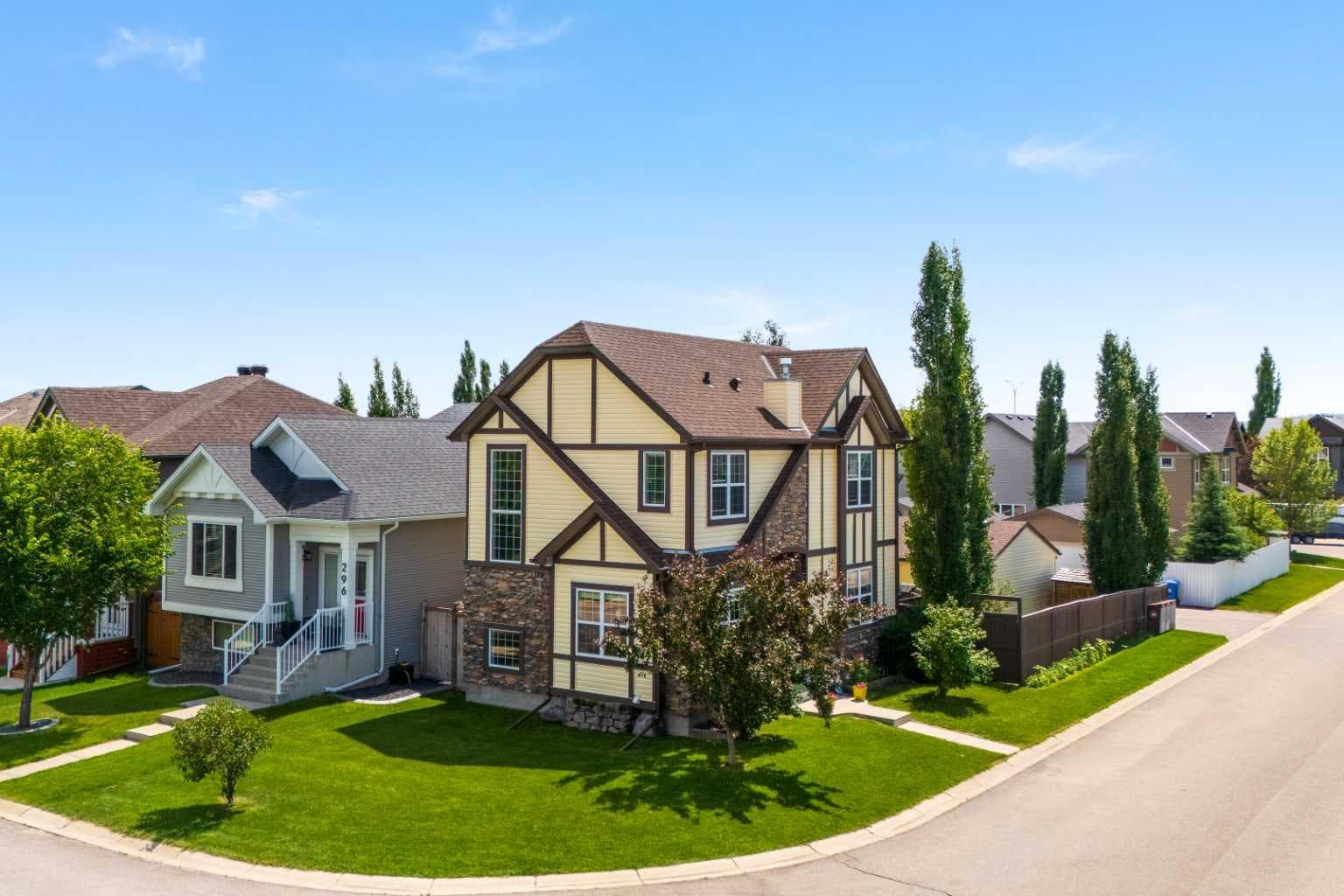 298 Silverado Plains Close SW — photo 1