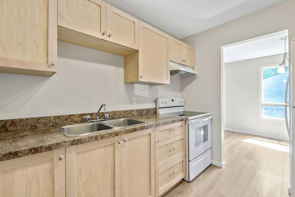 122 Bergen Road NW — photo 5