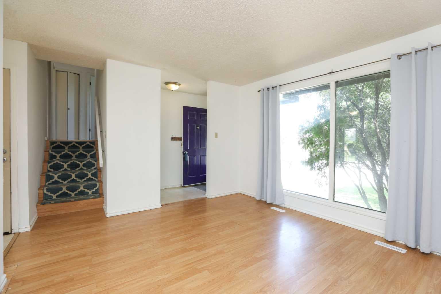 41 Rutgers Crescent W — photo 4