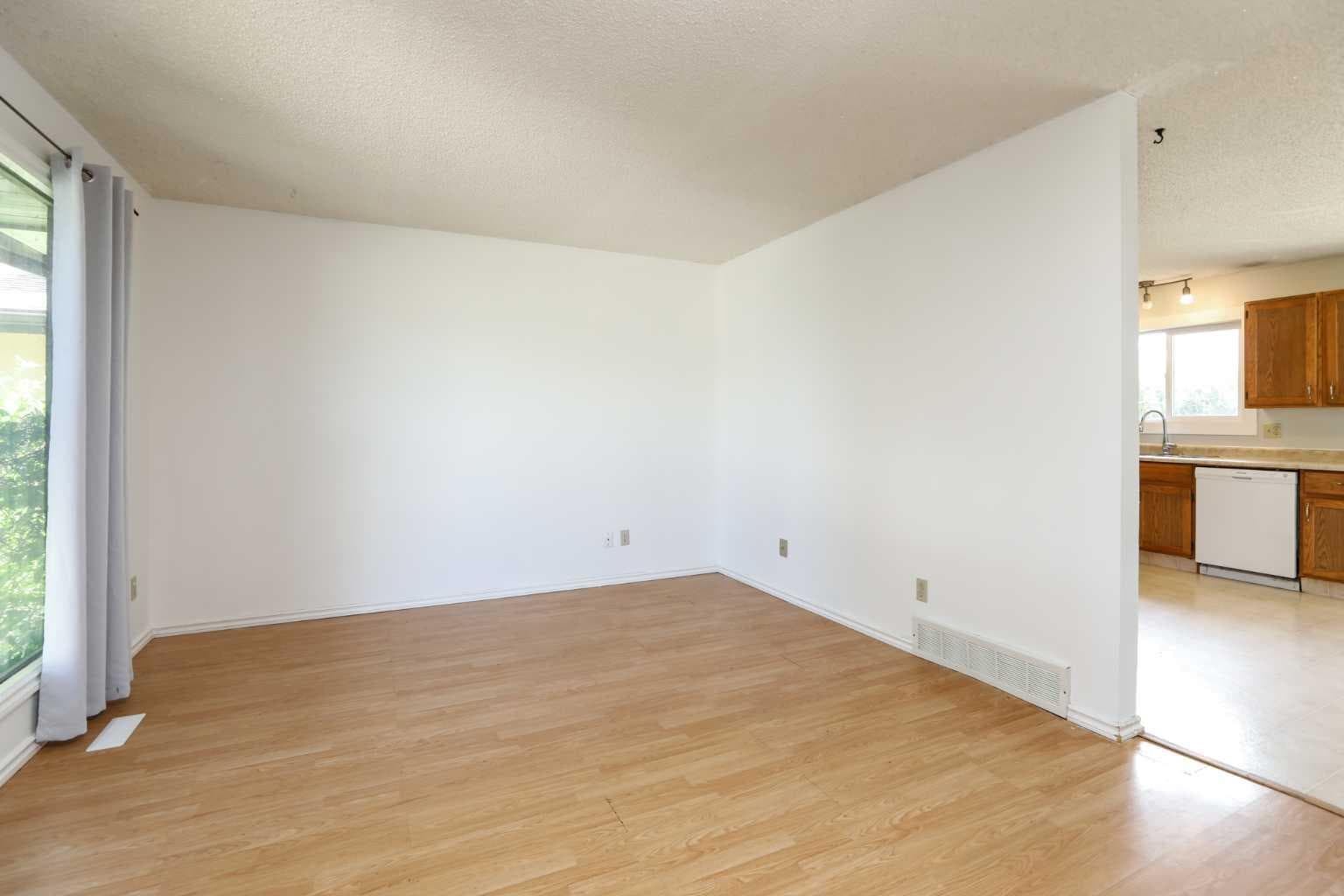 41 Rutgers Crescent W — photo 5