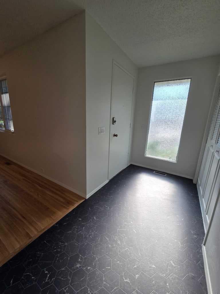 5936 Dalmead Crescent NW — photo 4
