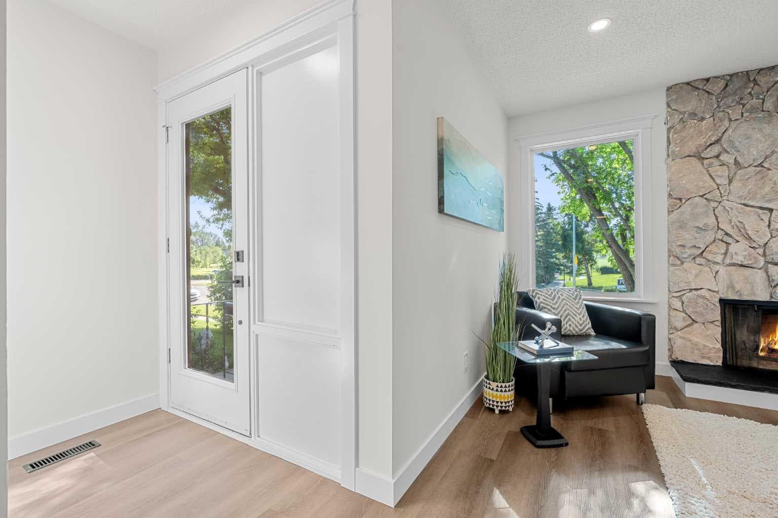 3116 51 Street SW — photo 5