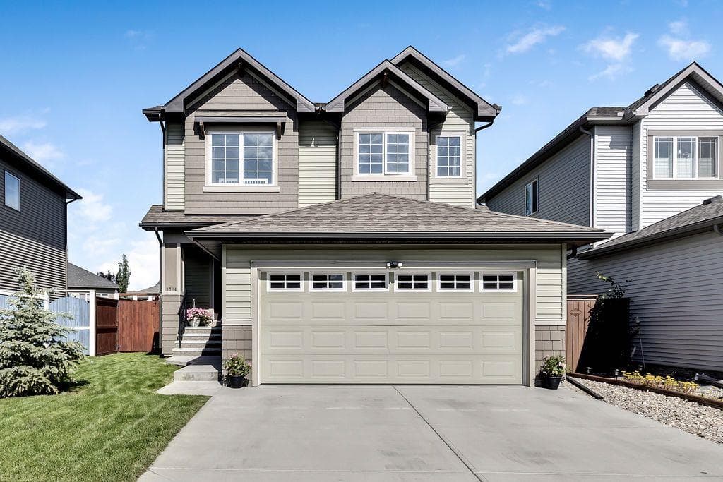 1714 Montgomery Gate SE — photo 1
