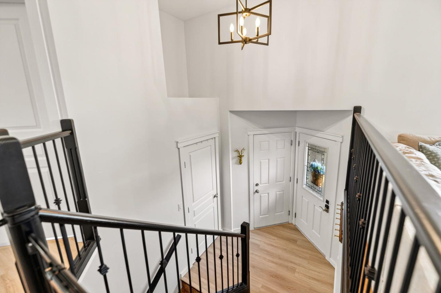 17 Alderwood Close — photo 2