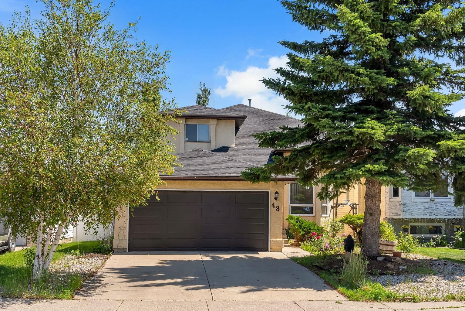 48 Millview Way SW — photo 1