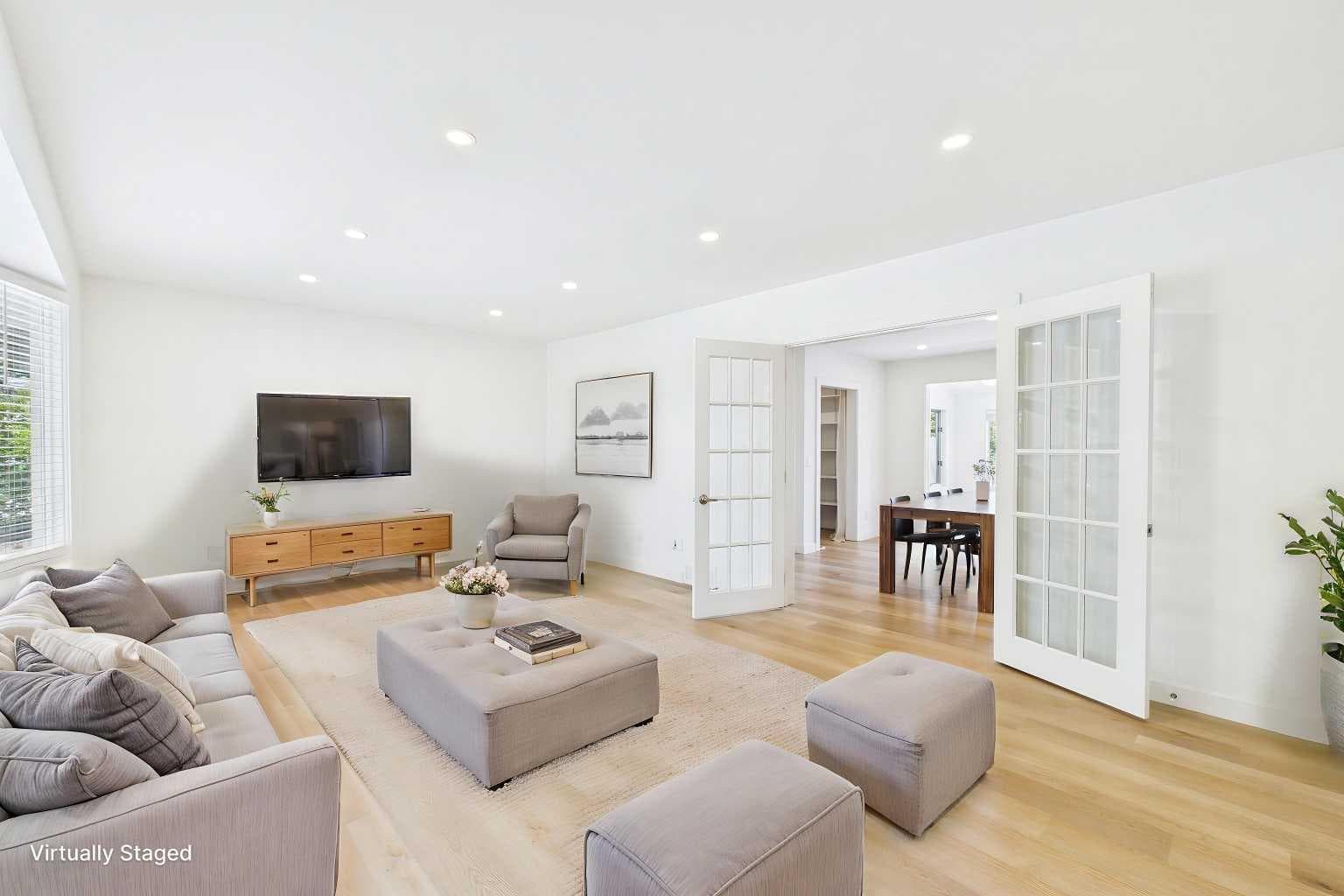 416 Thornhill Place NW — photo 4