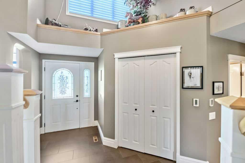28 Citadel Green NW — photo 2