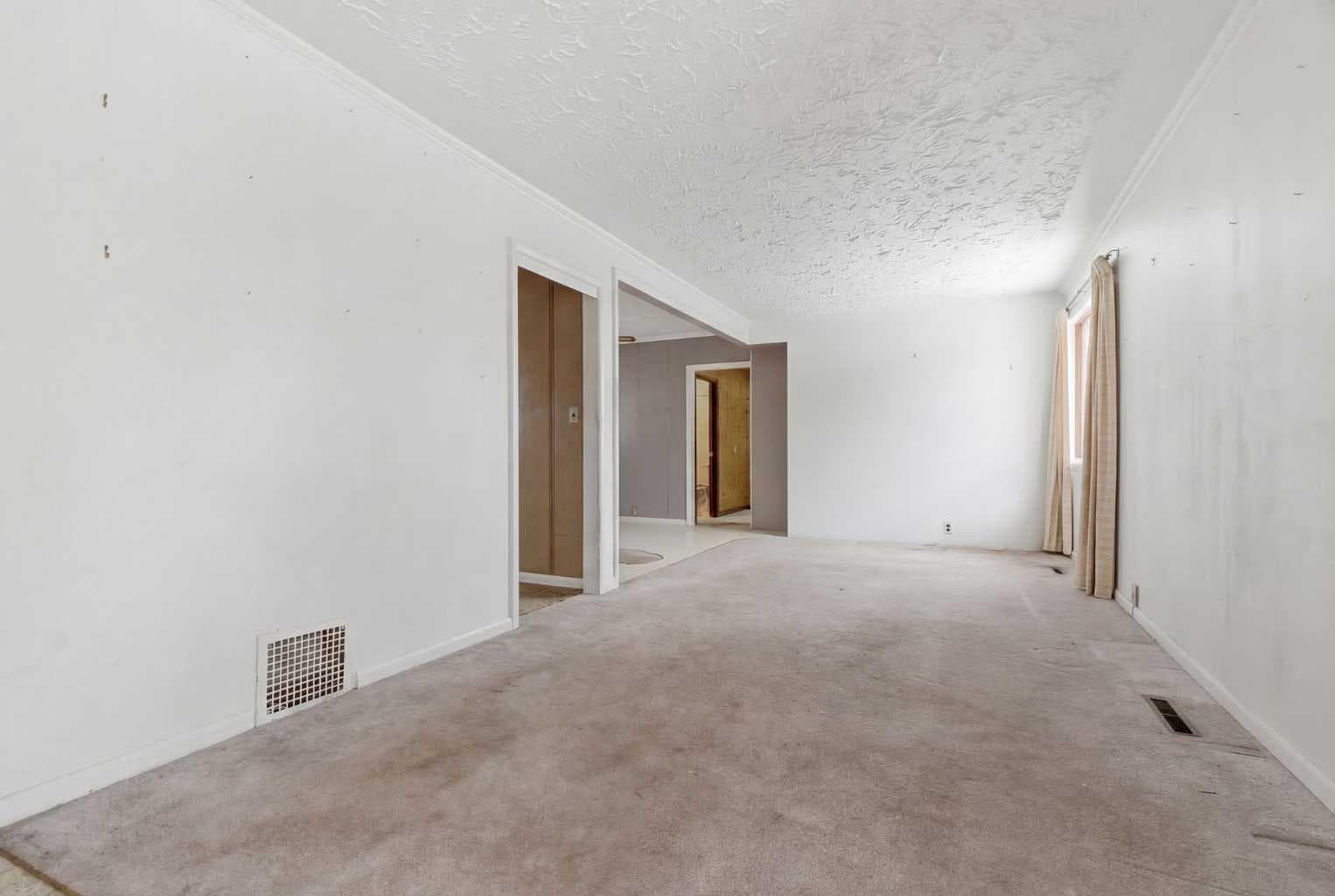 224 1 Street S — photo 4