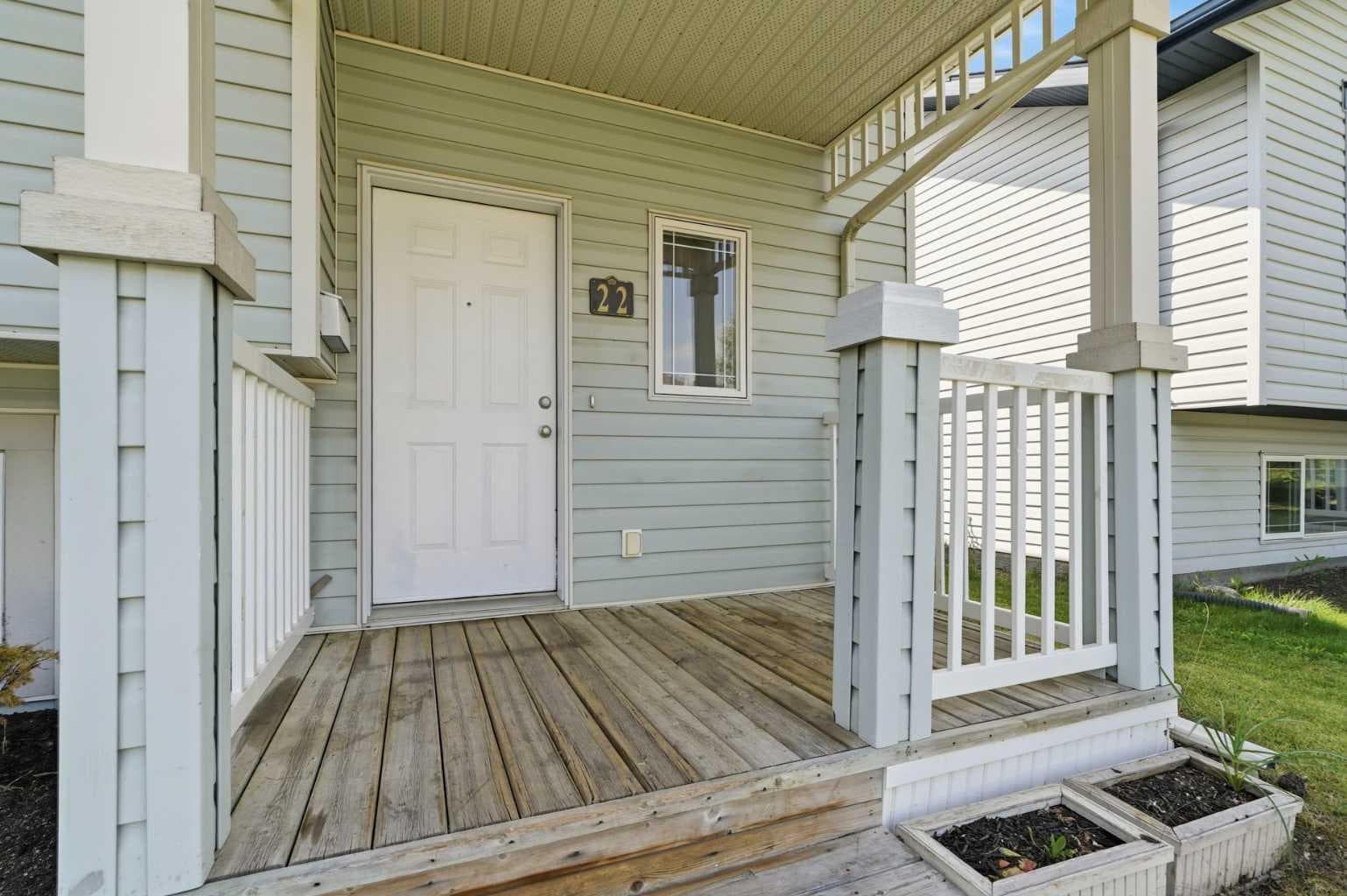 22 Lanterman Close — photo 4