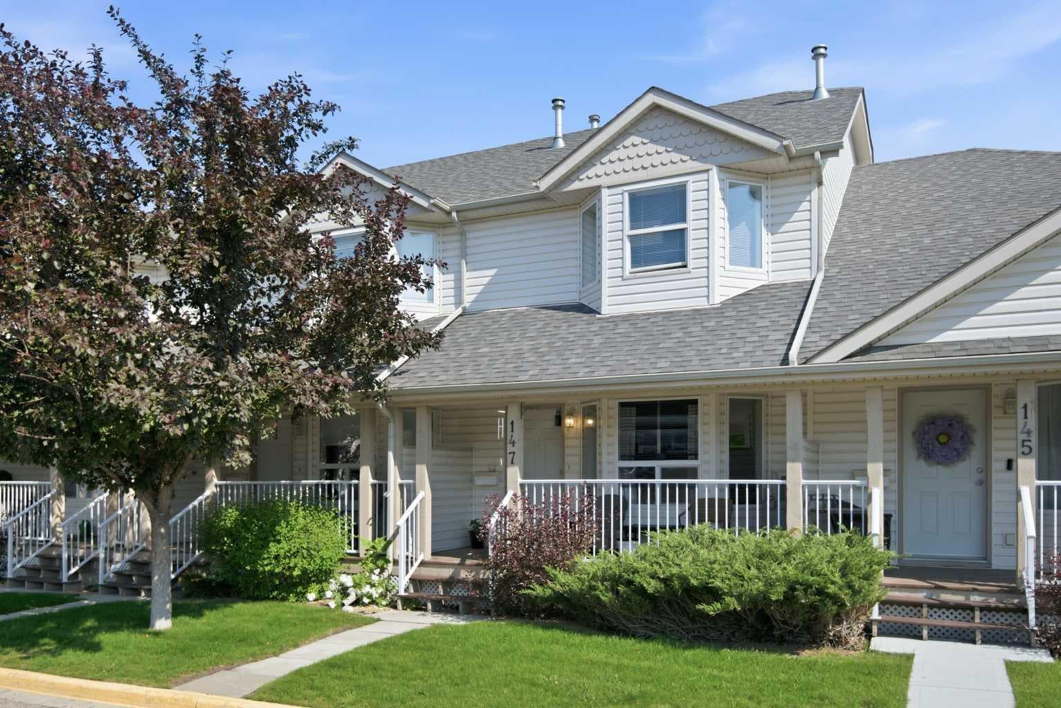 147, 33 Donlevy Avenue — photo 1