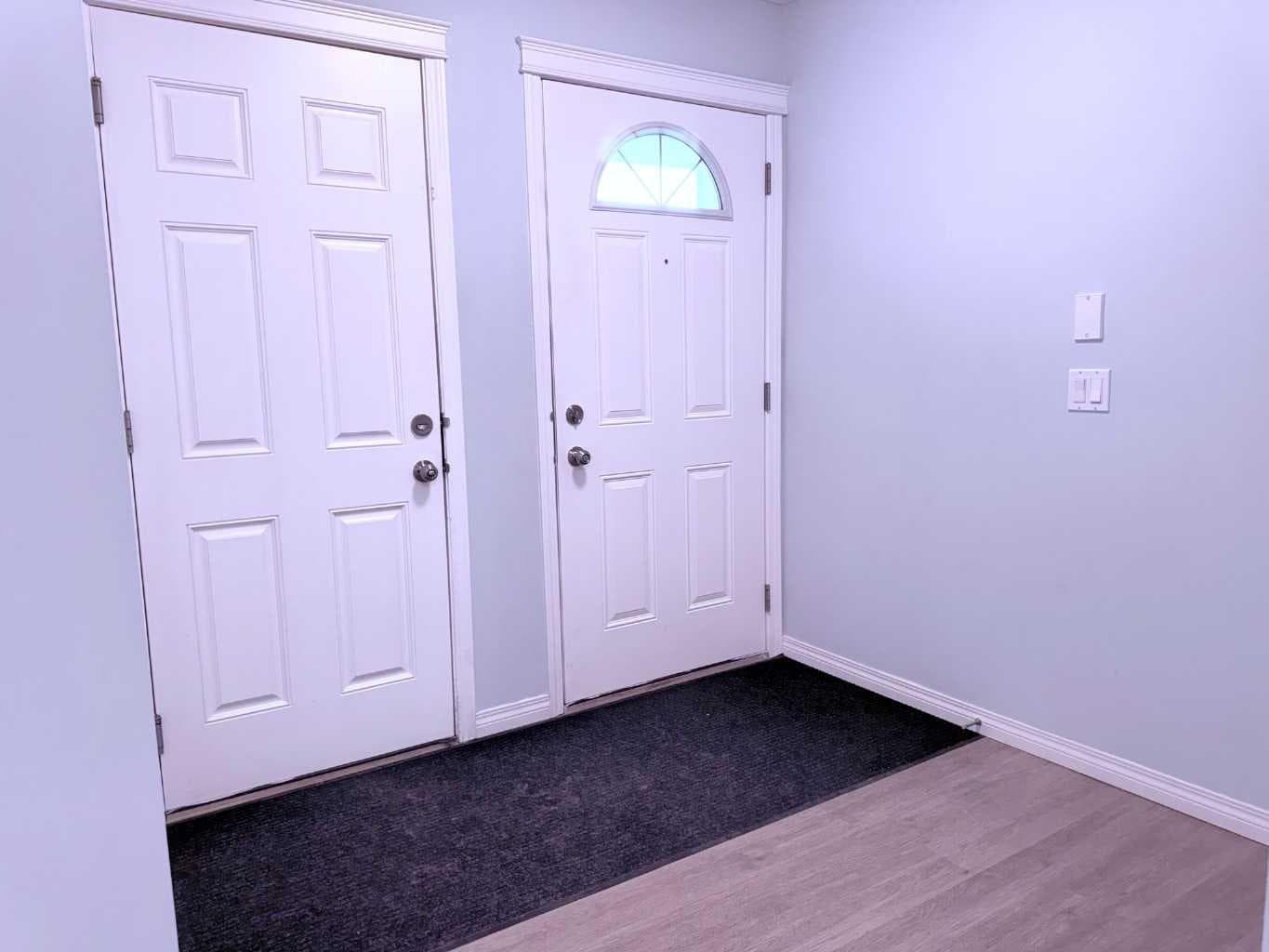 960 Taradale Dr — photo 2